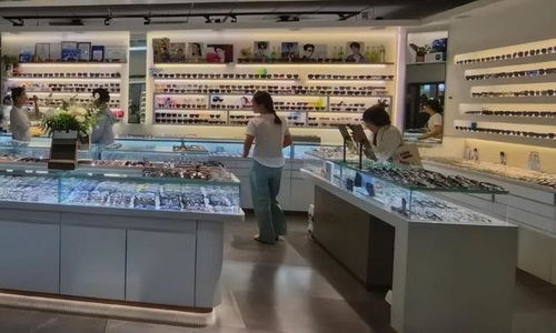 6萬家眼鏡店暴利夢碎 一場遲來十年的家庭服務行業大考